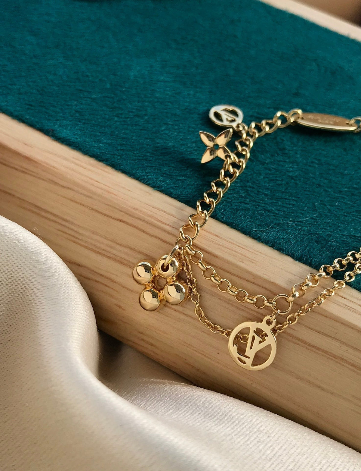 [⭐Corinne]BLOOMING PINK GOLD MOP BRACELET