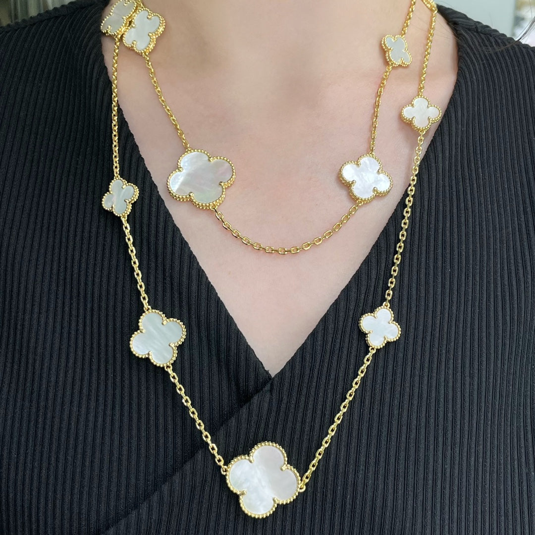 [⭐Corinne]CLOVER 16 MOTIF WHITE MOP GOLD NECKLACE