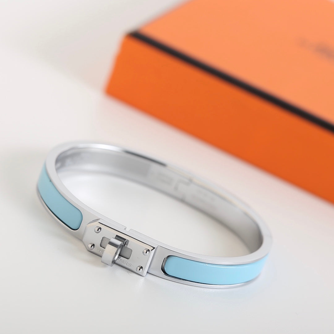 [⭐Corinne]HM KELLY CLOUD BLUE BRACELET