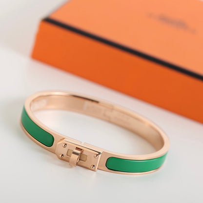 [⭐Corinne]HM KELLY GREEN BRACELET