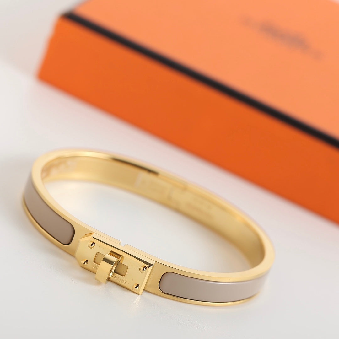 [⭐Corinne]HM KELLY GREY BRACELET
