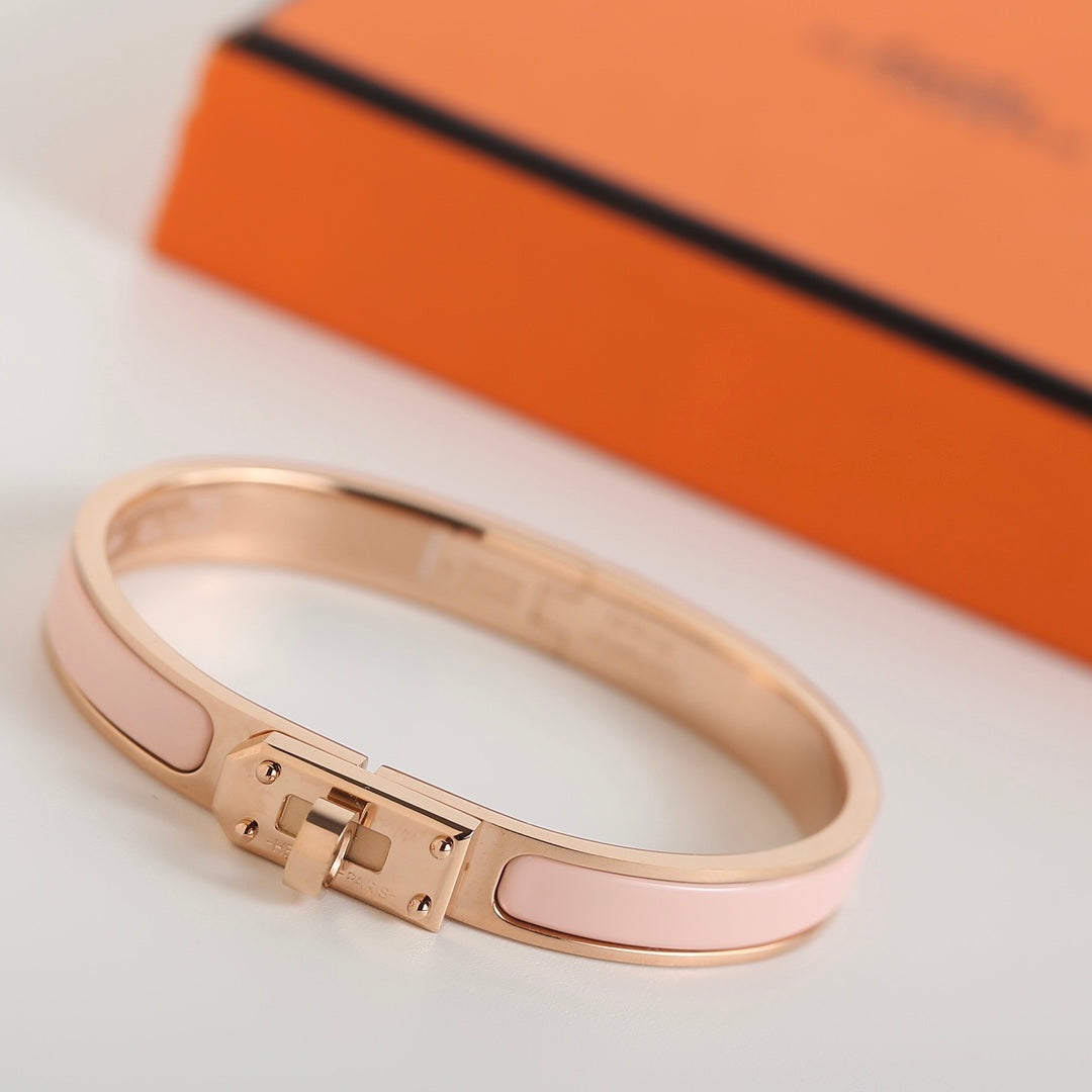 [⭐Corinne]HM KELLY LIGHT PINK BRACELET