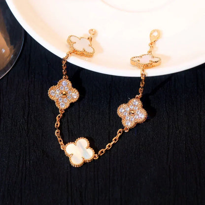 [⭐Corinne]CLOVER WHITE PEARL MOP 5 MOTIF BRACELET COLLECTION