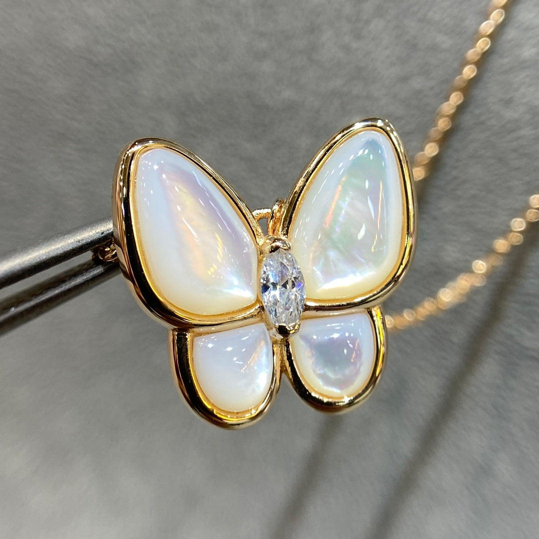 [⭐Corinne]BUTTERFLY MOP DIAMOND NECKLACE