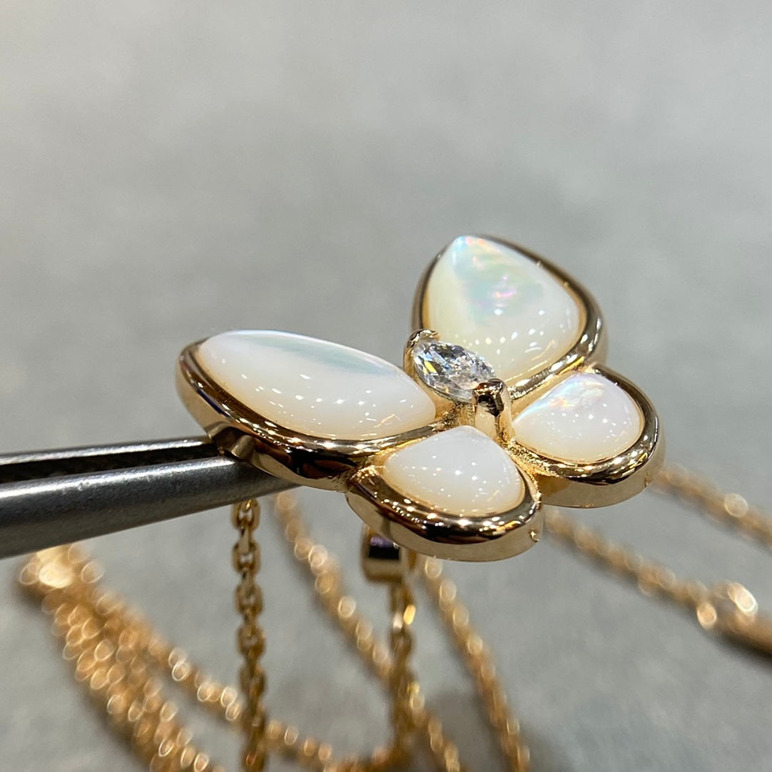 [⭐Corinne]BUTTERFLY MOP DIAMOND NECKLACE