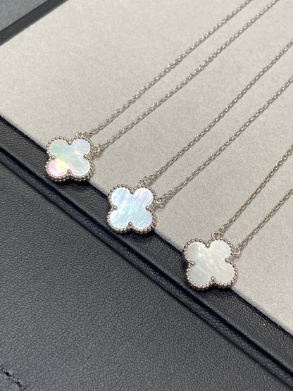 [⭐Corinne]CLOVER MEDIUM SILVER WHITE MOP NECKLACE