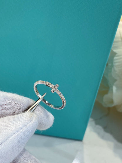 [Corinne]T SMALL RING DIAMOND SILVER