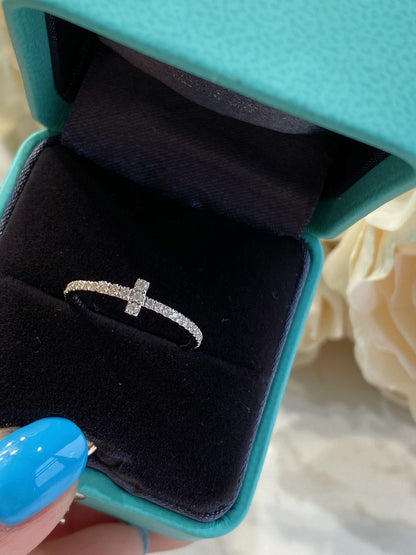 [Corinne]T SMALL RING DIAMOND SILVER