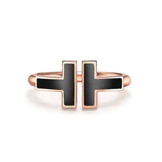 [Corinne]T SMALL ONYX PINK GOLD RING