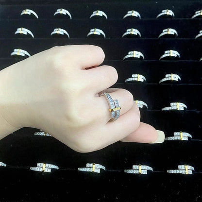[Corinne]EDGE GOLD SILVER DIAMOND RING
