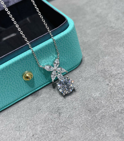[Corinne]VICTORIA PENDANT SILVER DIAMOND NECKLACE