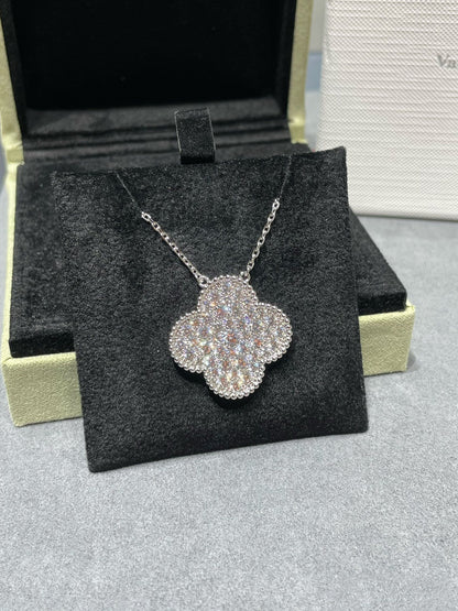 [⭐Corinne]CLOVER 25MM LARGE PENDANT DIAMOND PAVED SILVER NECKLACE