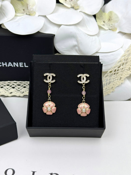 [⭐Corinne]26C Pink Camellia Enamel Pendant with Double C Earrings
