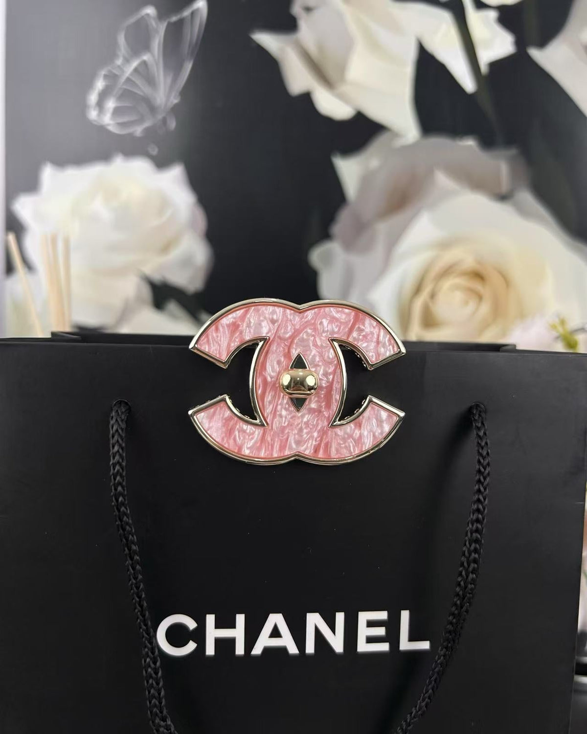 [⭐Corinne]Pink Resin Classic Brooch 5cm