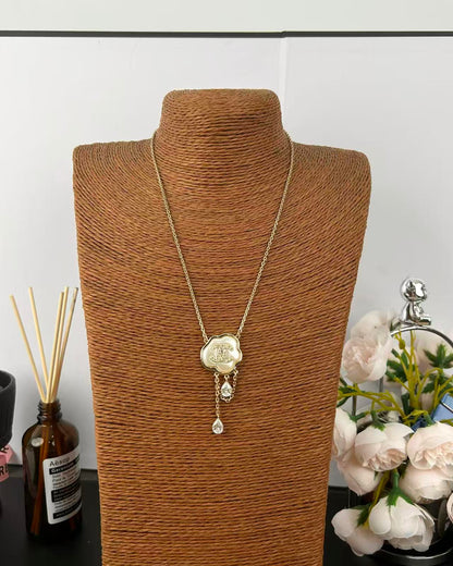 [⭐Corinne]Cloud Pearl Mother-of-Pearl Diamond Chain Pendant Necklace