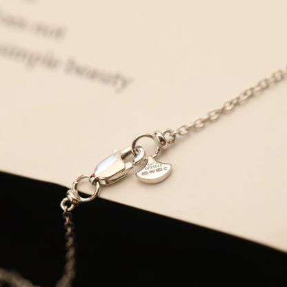 [Corinne]]wild flower diamond line pendant