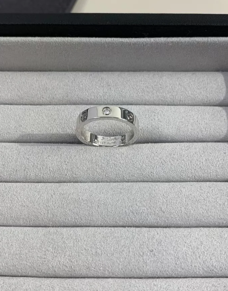 [⭐Corinne]LOVE RING 4MM 1 DIAMOND SILVER