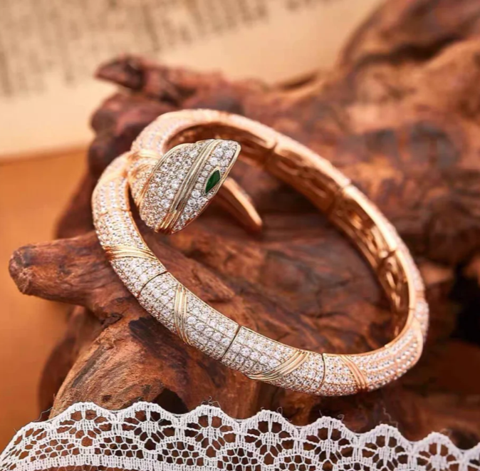 [⭐Corinne]HAUTE COUTURE GOLD SERPENTI BRACELET