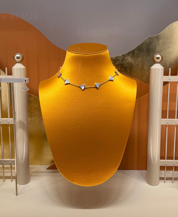 [⭐Corinne]NEW ARRIVAL: TEN-FLOWER DRESS AND GOLD NECKLACE