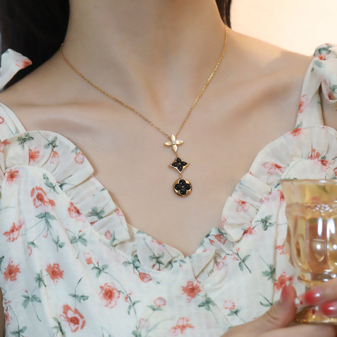 [⭐Corinne]STAR AND SUN ONYX PINK GOLD NECKLACE