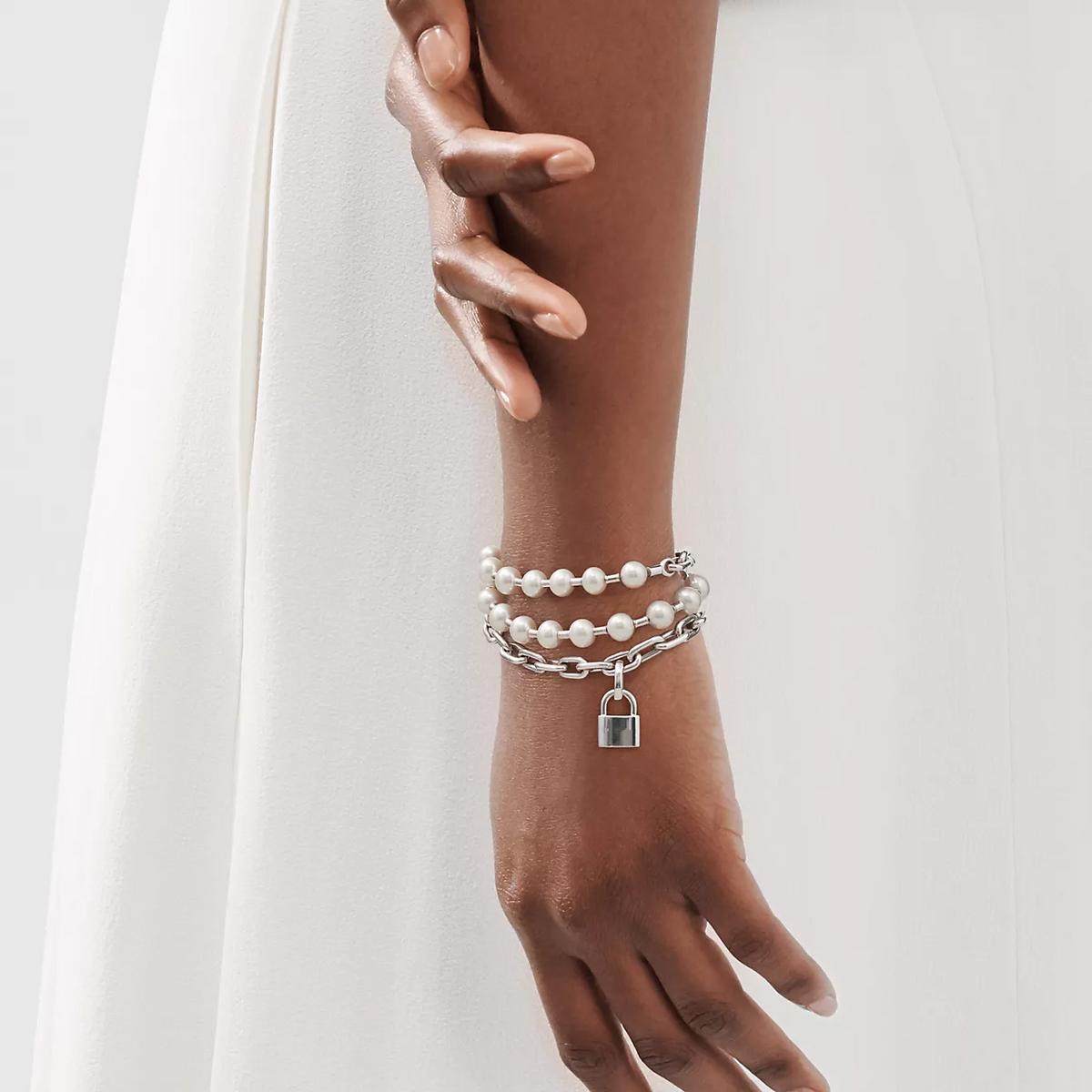[Corinne]PEARL LOCK SILVER BRACELET