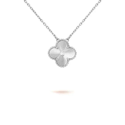 [⭐Corinne]CLOVER  15MM DIAMOND LASER NECKLACE SILVER
