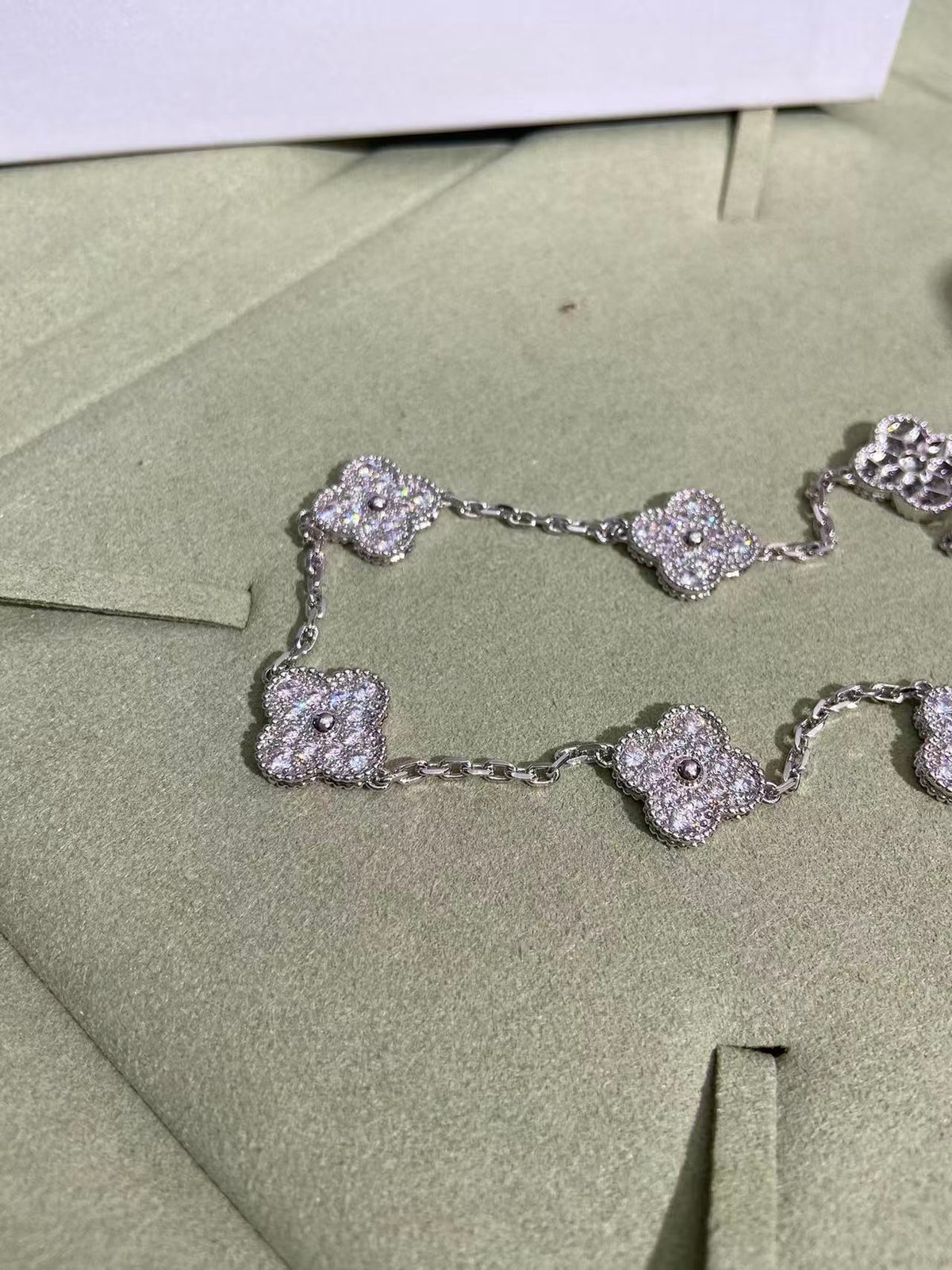 [⭐Corinne]CLOVER 10 MOTIFS  FULL DIAMOND NECKLACE