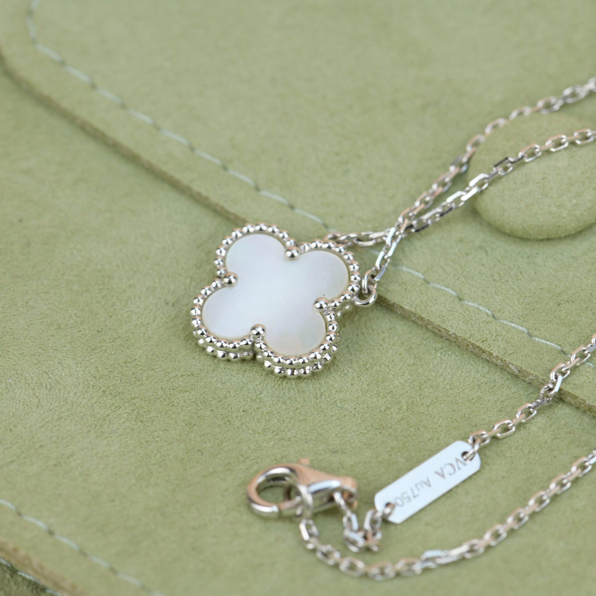 [⭐Corinne]CLOVER  15MM WHITE MOTHER-OF-PEARL SILVER