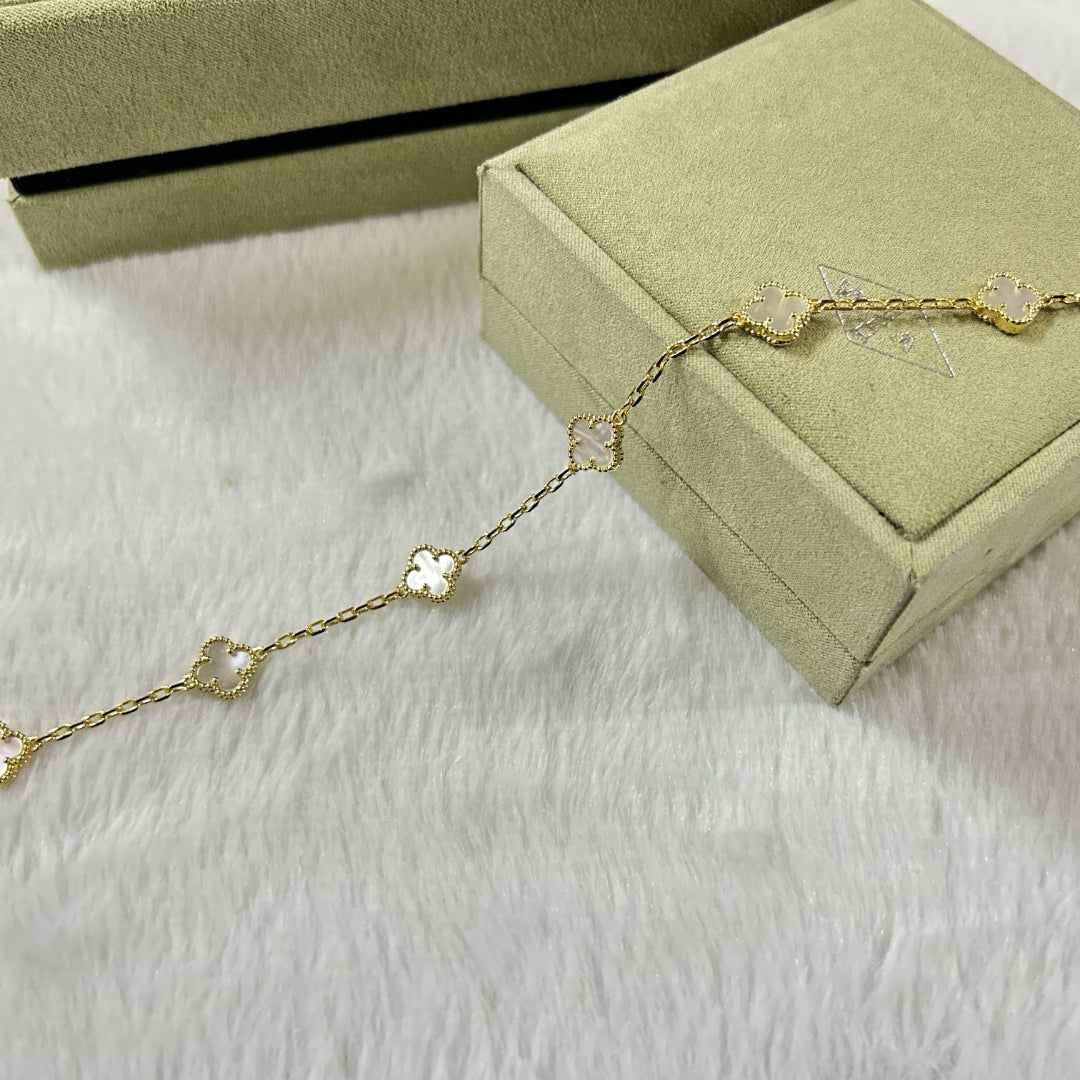 [⭐Corinne]CLOVER 6 MOTIF WHITE MOP BRACELET