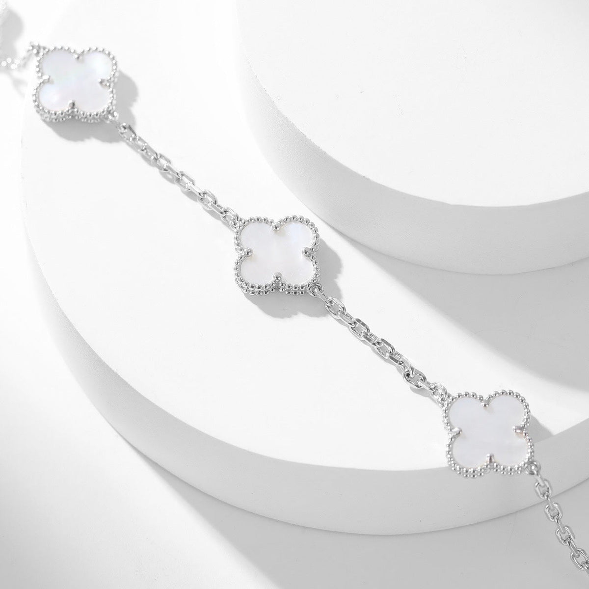 [⭐Corinne]CLOVER 10 MOTIFS WHITE MOTHER OF PEARL NECKLACE