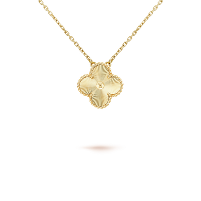 [⭐Corinne]CLOVER 15MM LASER NECKLACE AND BOX