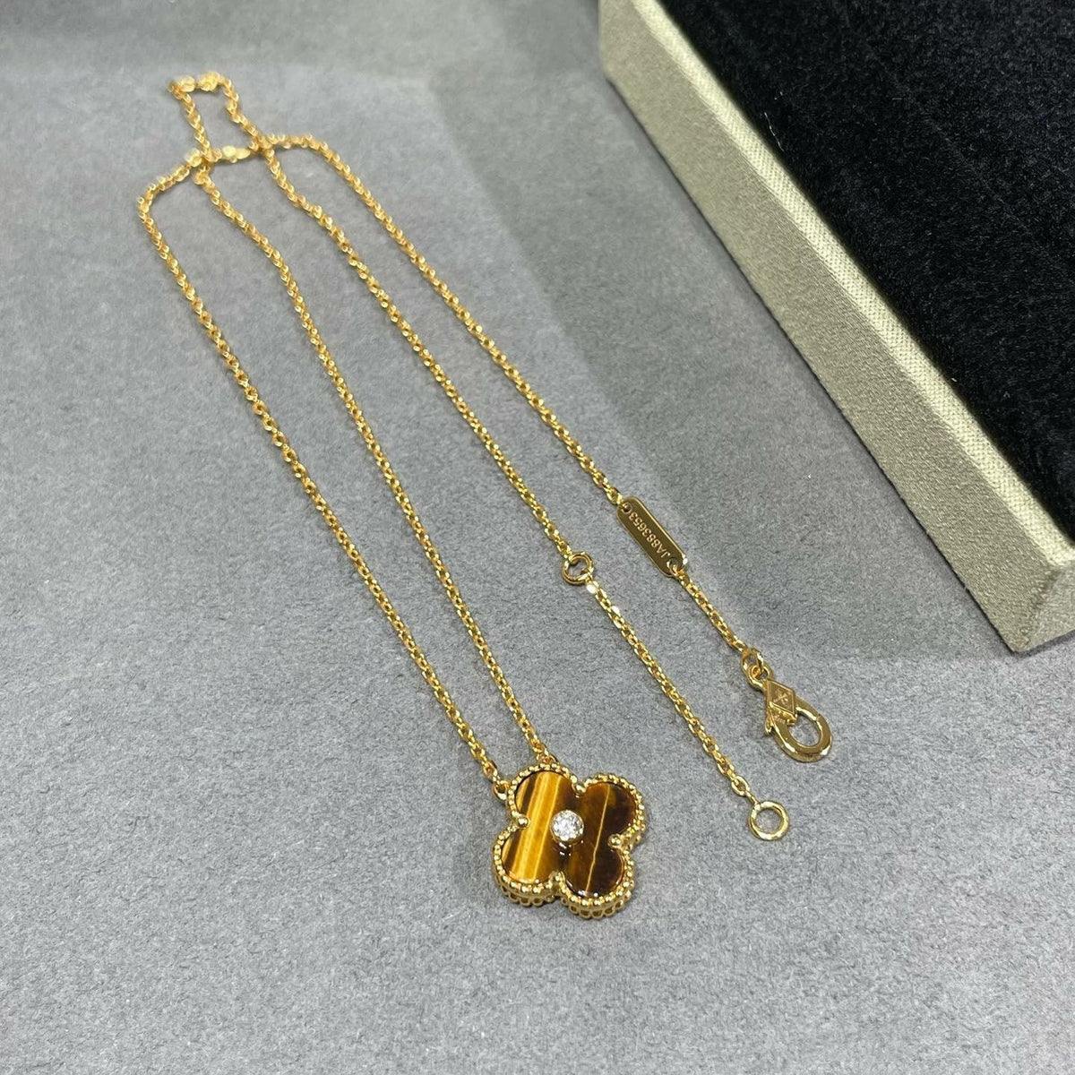[⭐Corinne]CLOVER 15MM DIAMOND AND YELLOW TIGER'S EYE AGATE necklace