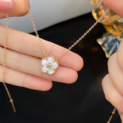 [⭐Corinne]LUCKY  WHITE MOP  PLUM BLOSSOM NECKLACE