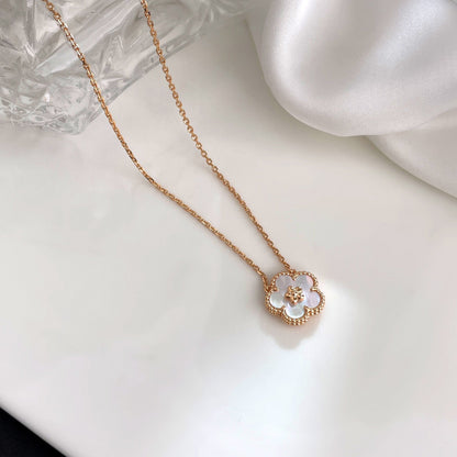[⭐Corinne]LUCKY  WHITE MOP  PLUM BLOSSOM NECKLACE