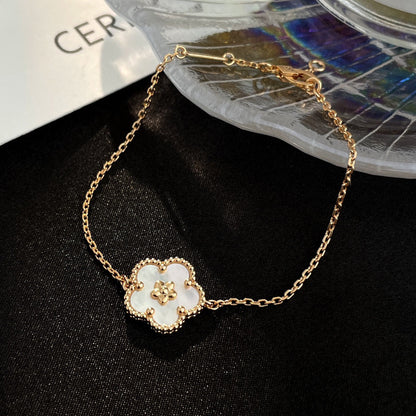 [⭐Corinne]LUCKY WHITE MOP PLUM BLOSSOM  BRACELET
