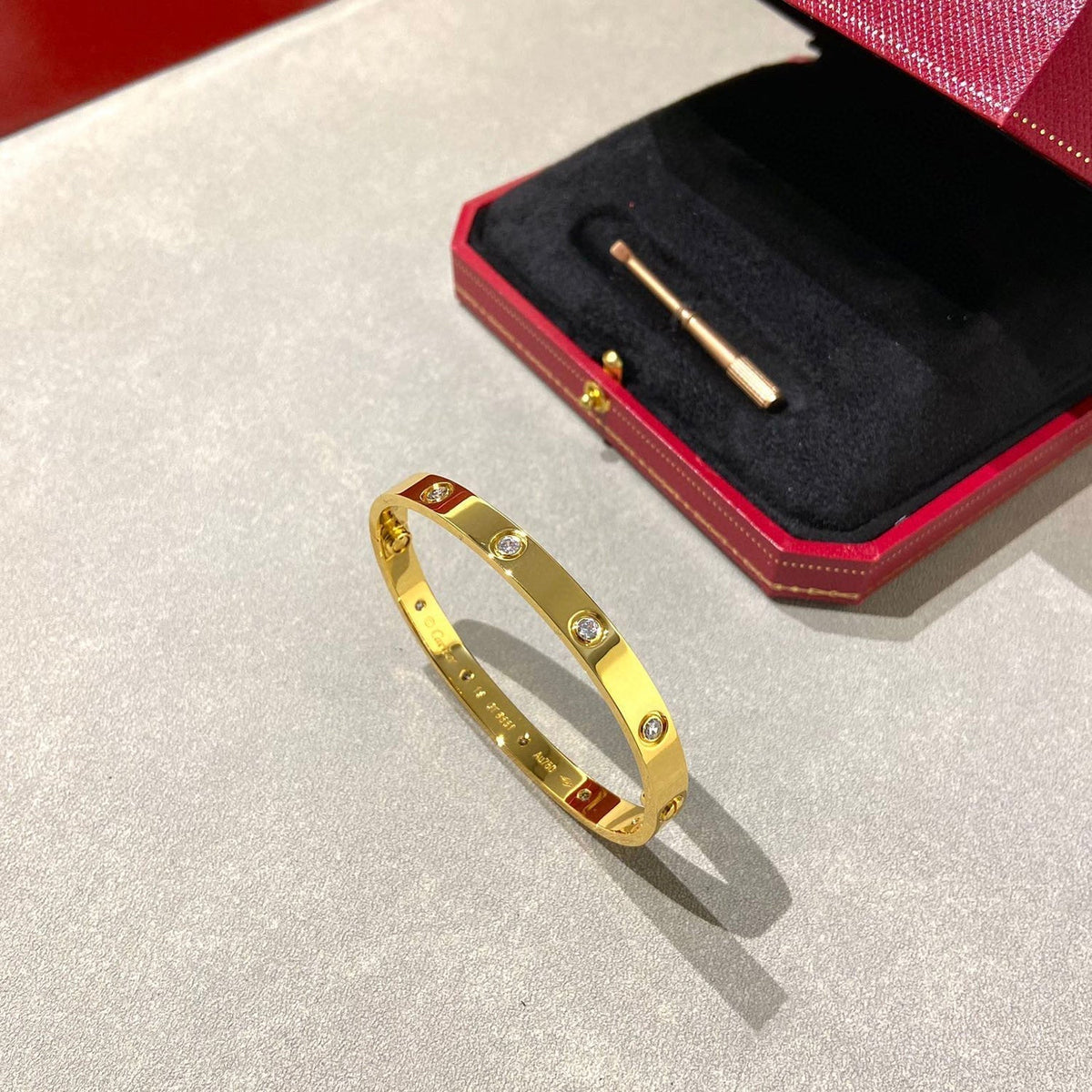 [⭐Corinne]LOVE BRACELET 6.1MM 10 DIAMONDS