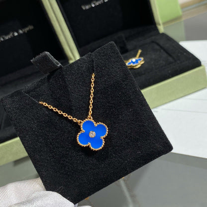 [⭐Corinne]CLOVER 15MM DIAMOND AND BLUE AGATE NECKLACE