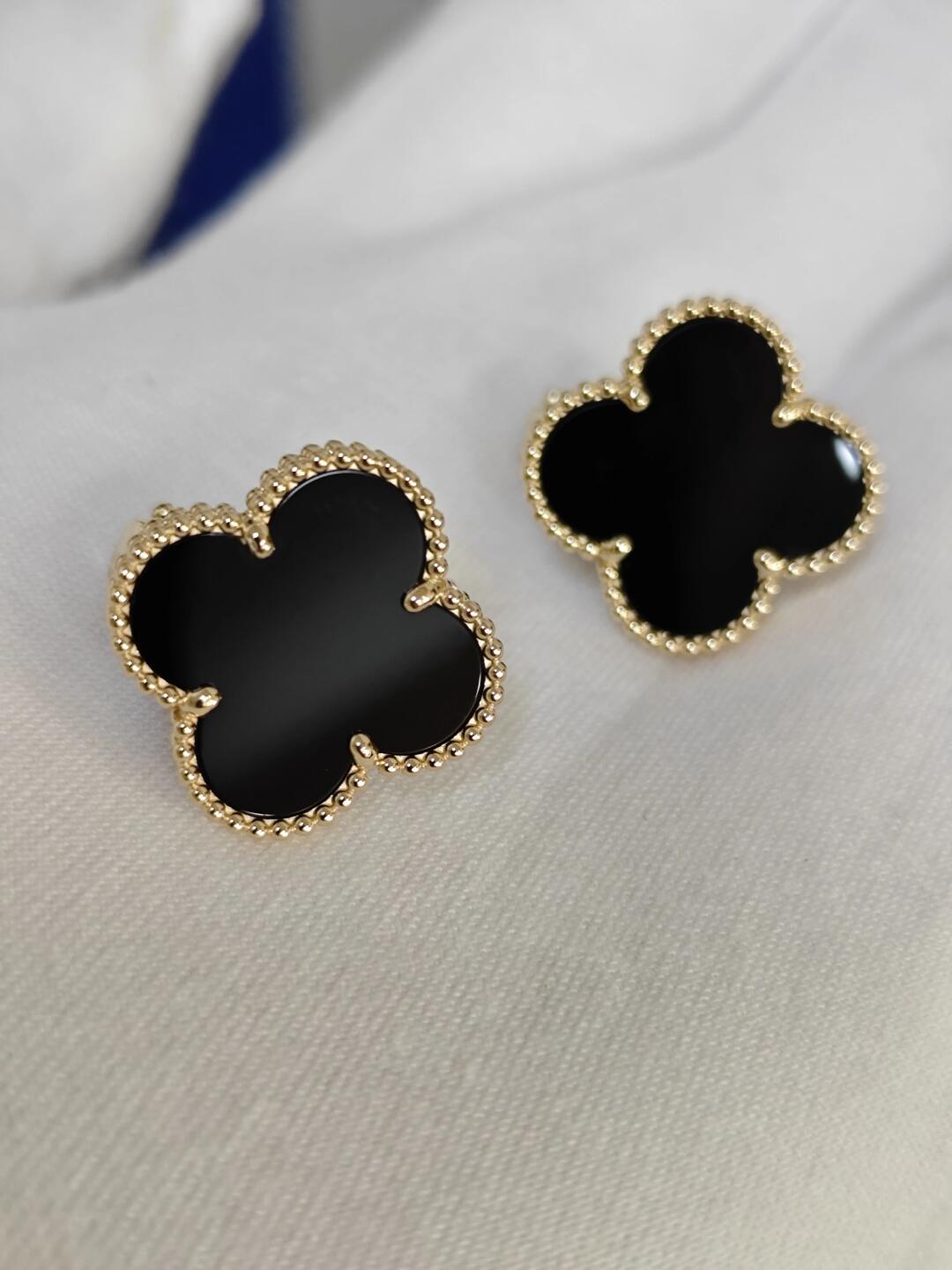[⭐Corinne]CLOVER 20MM BLACK MOP EARRINGS