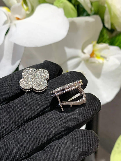 [⭐Corinne]CLOVER 20MM MOTIFS DIAMOND STUD EARRINGS SILVER
