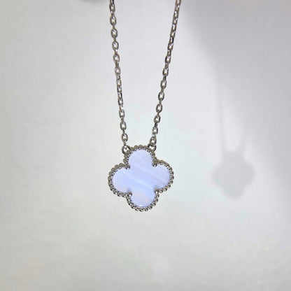 [⭐Corinne]CLOVER 15MM BLUE CHALCEDONY NECKLACE SILVER