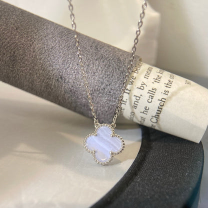 [⭐Corinne]CLOVER 15MM BLUE CHALCEDONY NECKLACE SILVER