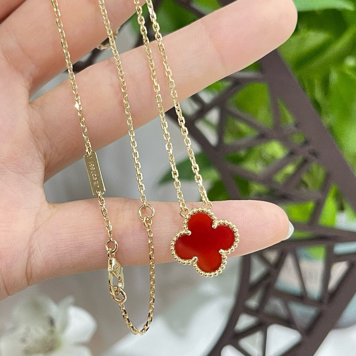 [⭐Corinne]CLOVER 15MM CARNELIAN SINGLE FLOWER NECKLACE