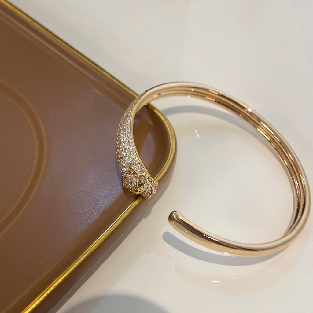 [⭐Corinne]PANTHERE HALF DIAMOND OPEN BRACELET