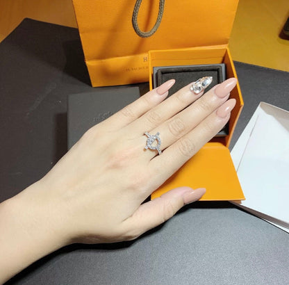 [⭐Corinne]ECHAPPEE RING SILVER DIAMOND