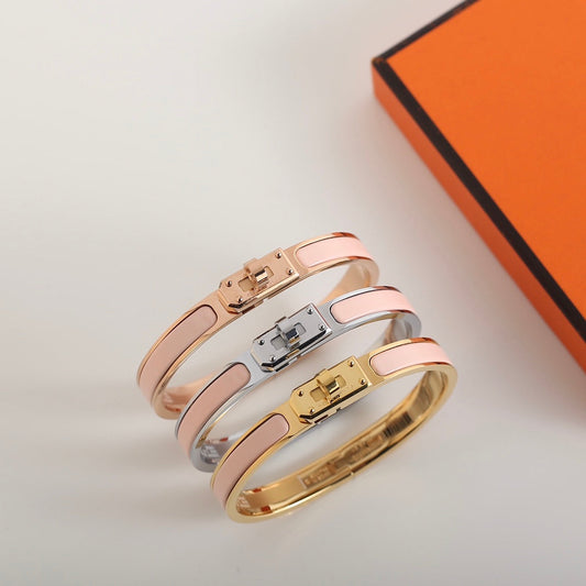 [⭐Corinne]HM KELLY LIGHT PINK BRACELET