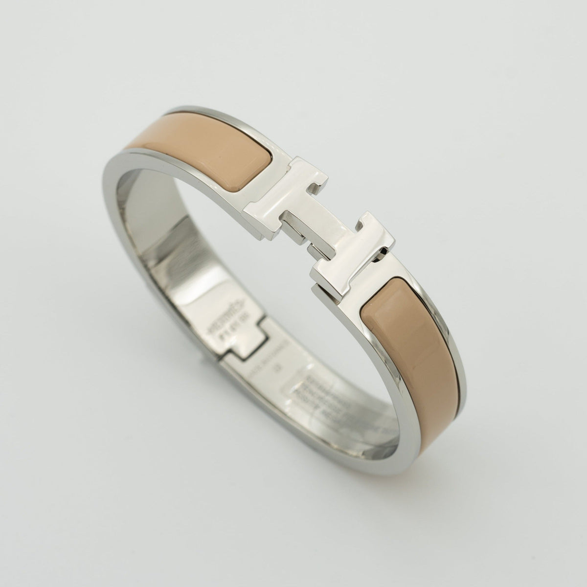 [⭐Corinne]H GREY BRACELET