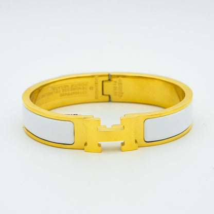 [⭐Corinne]H WHITE BRACELET