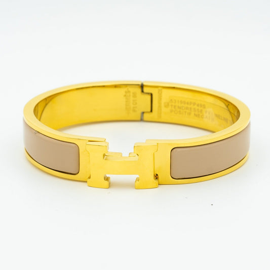 [⭐Corinne]H GREY BRACELET