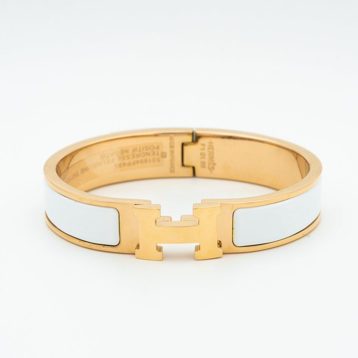 [⭐Corinne]H WHITE BRACELET