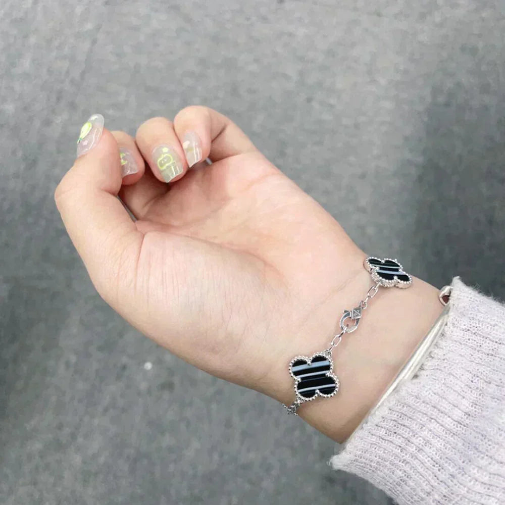 [⭐Corinne] CLOVER 5 MOTIF PULSAR STONE BRACELET COLLECTION